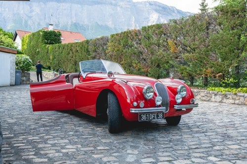 1953 Jaguar XK120 Roadster RHD For Sale (picture 2 of 200)