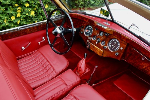 1953 Jaguar XK120 DHC à vendre (picture 34 of 120)