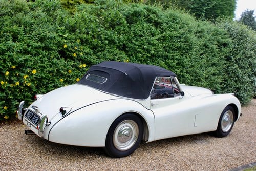1953 Jaguar XK120 DHC à vendre (picture 18 of 120)