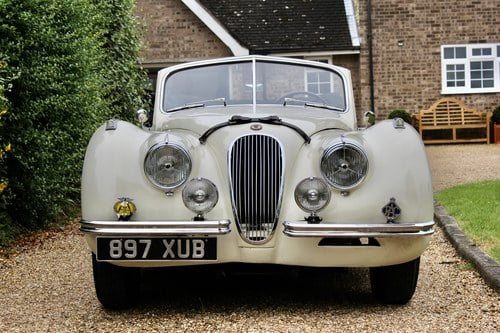 1953 Jaguar XK120 DHC à vendre (picture 4 of 120)
