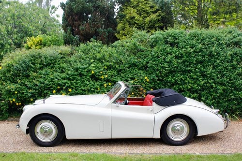 1953 Jaguar XK120 DHC à vendre (picture 12 of 120)