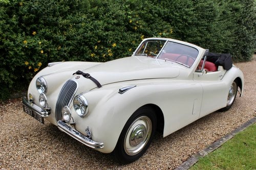 1953 Jaguar XK120 DHC à vendre (picture 9 of 120)