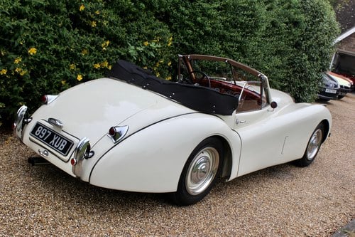 1953 Jaguar XK120 DHC à vendre (picture 16 of 120)