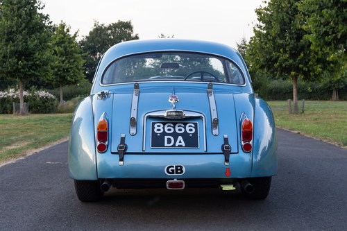 1960 Jaguar XK150 FHC For Sale (picture 9 of 131)