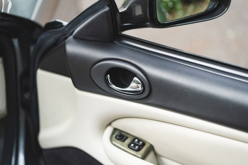 2002 Jaguar XK8 4.0 Convertible For Sale (picture 37 of 138)