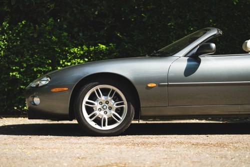 2002 Jaguar XK8 4.0 Convertible For Sale (picture 98 of 138)