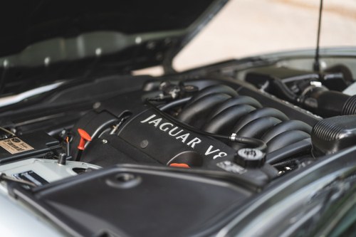 2002 Jaguar XK8 4.0 Convertible For Sale (picture 103 of 138)