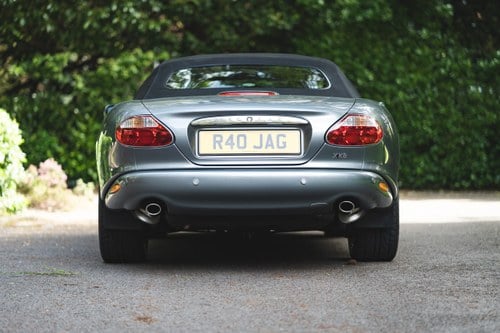 2002 Jaguar XK8 4.0 Convertible For Sale (picture 11 of 138)