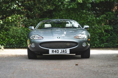 2002 Jaguar XK8 4.0 Convertible For Sale (picture 9 of 138)