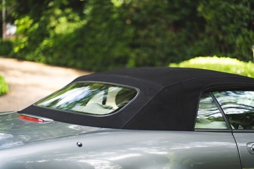 2002 Jaguar XK8 4.0 Convertible For Sale (picture 73 of 138)