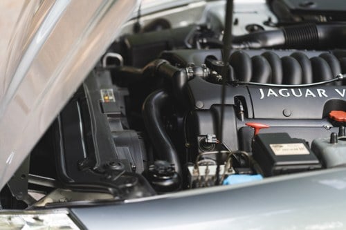 2002 Jaguar XK8 4.0 Convertible For Sale (picture 107 of 138)