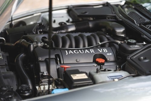 2002 Jaguar XK8 4.0 Convertible For Sale (picture 106 of 138)