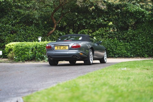 2002 Jaguar XK8 4.0 Convertible For Sale (picture 12 of 138)