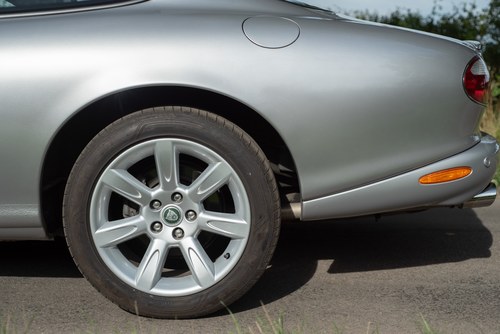 2004 Jaguar XK8 4.2 Premium For Sale (picture 96 of 157)