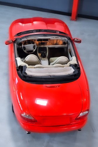 NO RESERVE - Jaguar XK8 Convertible 4,0L V8 For Sale (picture 21 of 61)
