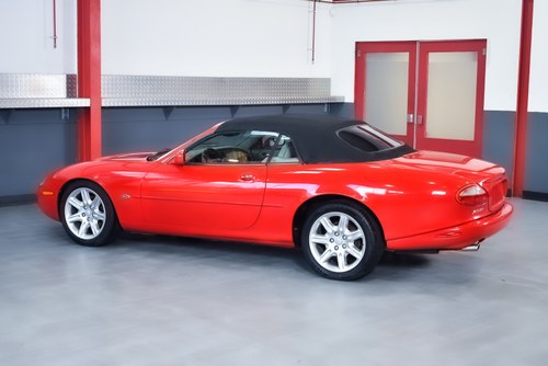 NO RESERVE - Jaguar XK8 Convertible 4,0L V8 For Sale (picture 24 of 61)