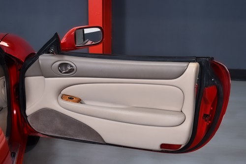 NO RESERVE - Jaguar XK8 Convertible 4,0L V8 For Sale (picture 37 of 61)