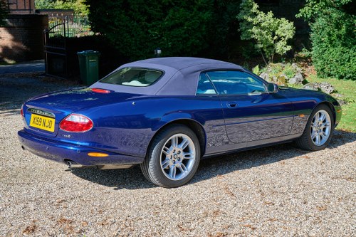2000 Jaguar XK8 Convertible Auto In vendita (immagine 18 di 216)