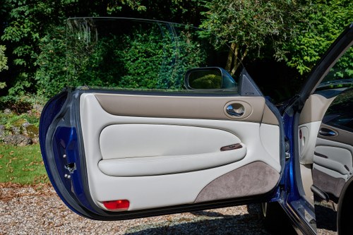 2000 Jaguar XK8 Convertible Auto In vendita (immagine 44 di 216)