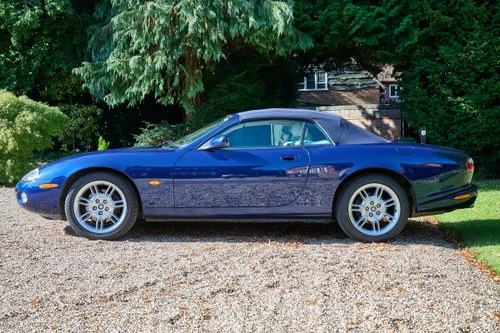 2000 Jaguar XK8 Convertible Auto In vendita (immagine 32 di 216)