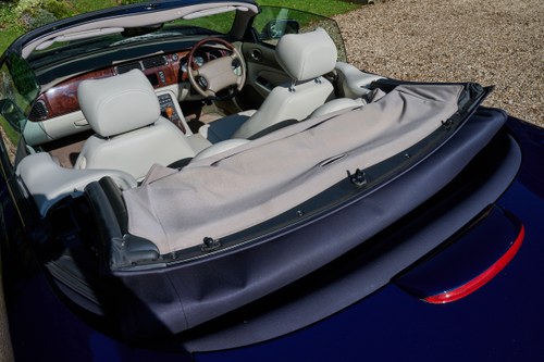 2000 Jaguar XK8 Convertible Auto In vendita (immagine 92 di 216)