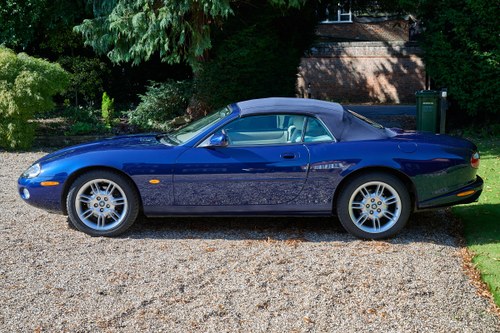 2000 Jaguar XK8 Convertible Auto In vendita (immagine 30 di 216)