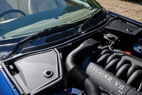 2000 Jaguar XK8 Convertible Auto In vendita (immagine 185 di 216)