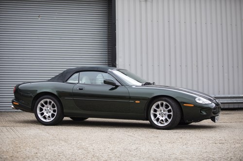 1997 Jaguar XK8 Convertible Te koop (foto 7 van 126)