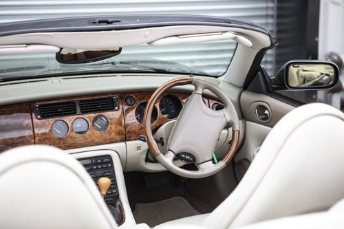 1997 Jaguar XK8 Convertible Te koop (foto 29 van 126)