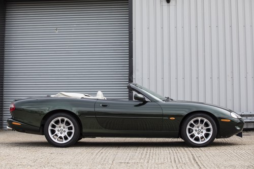 1997 Jaguar XK8 Convertible Te koop (foto 18 van 126)