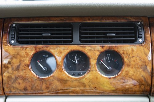 1997 Jaguar XK8 Convertible Te koop (foto 37 van 126)