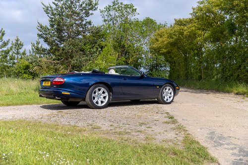 1999 Jaguar XK8 En venta (imagen 11 de 172)