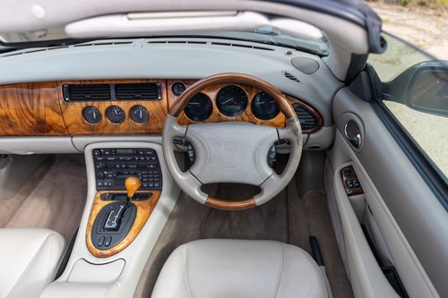 1999 Jaguar XK8 En venta (imagen 59 de 172)