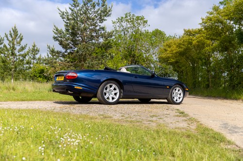 1999 Jaguar XK8 En venta (imagen 10 de 172)