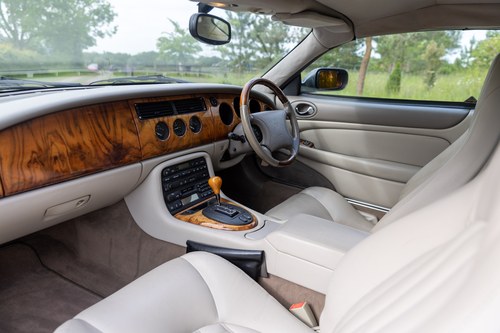 1999 Jaguar XK8 En venta (imagen 70 de 172)