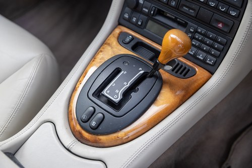 1999 Jaguar XK8 En venta (imagen 74 de 172)