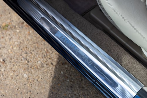 1999 Jaguar XK8 En venta (imagen 85 de 172)