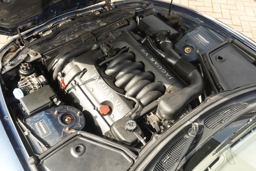 2000 Jaguar XK8 Convertible For Sale (picture 194 of 250)