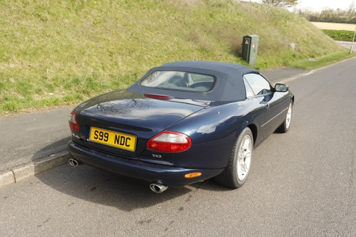 2000 Jaguar XK8 Convertible For Sale (picture 57 of 250)