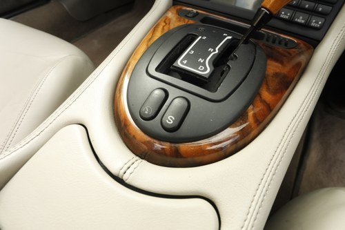 2000 Jaguar XK8 Convertible For Sale (picture 89 of 250)