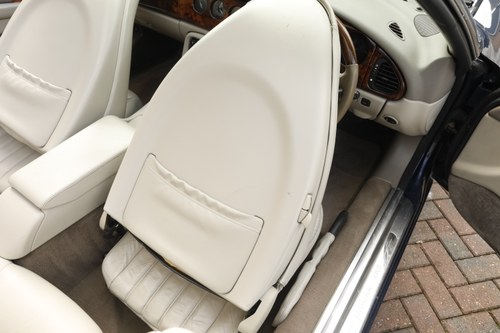 2000 Jaguar XK8 Convertible For Sale (picture 138 of 250)