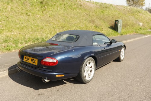 2000 Jaguar XK8 Convertible For Sale (picture 58 of 250)