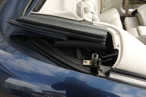 2000 Jaguar XK8 Convertible For Sale (picture 189 of 250)