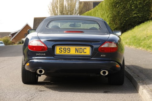 2000 Jaguar XK8 Convertible For Sale (picture 52 of 250)