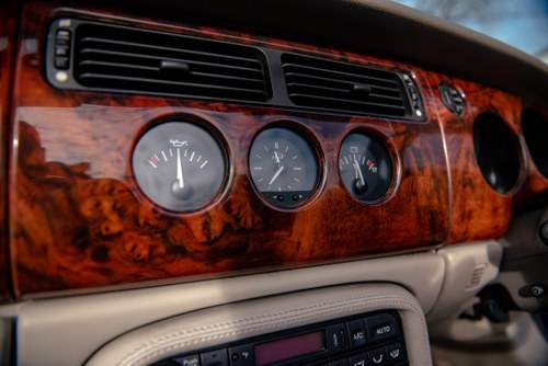 2002 Jaguar XK8 4.0 Convertible Te koop (foto 52 van 194)