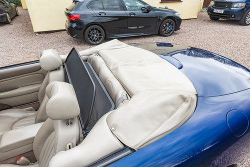 2002 Jaguar XK8 4.0 Convertible Te koop (foto 86 van 194)