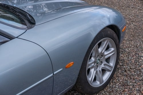 1997 Jaguar XK8 Convertible For Sale (picture 103 of 153)