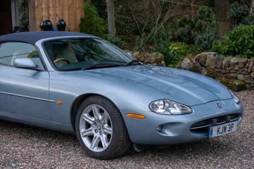 1997 Jaguar XK8 Convertible For Sale (picture 80 of 153)