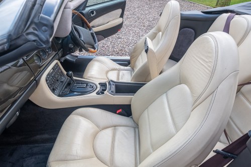 1997 Jaguar XK8 Convertible For Sale (picture 45 of 153)