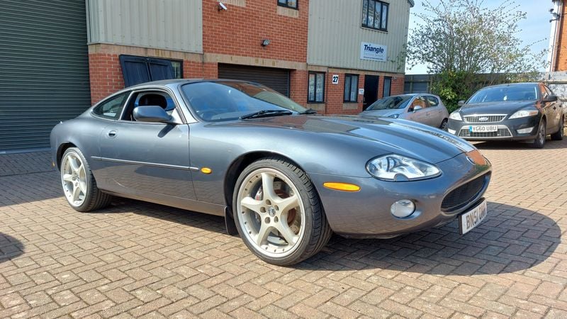 2001 Jaguar XK8 Coupe V8 For Sale (picture 1 of 46)